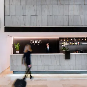Hotel Cube ****