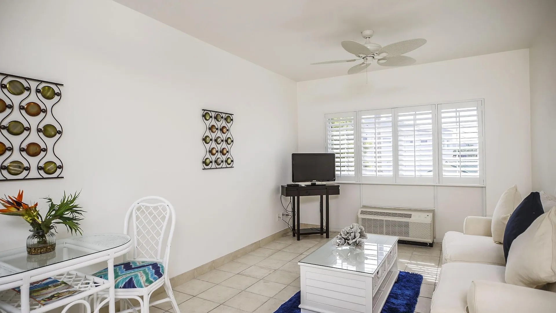 ***  Ports Of Call Resort Grace Bay Turks And Caicos Islands
