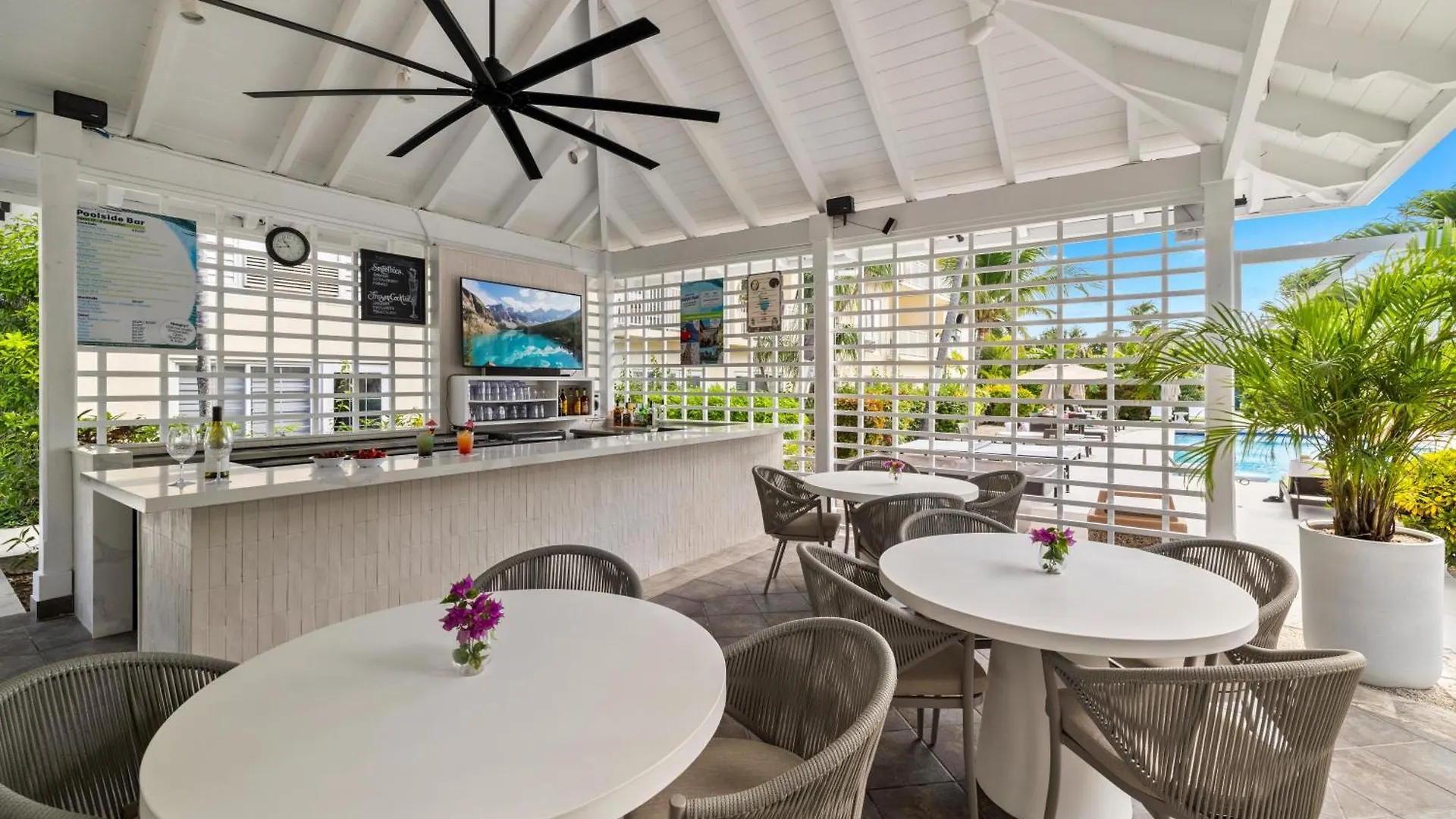 Ports Of Call Resort Grace Bay